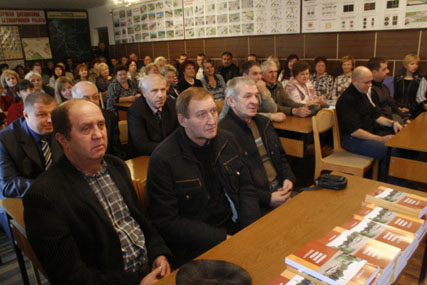 Поздравляю жителей с юбилеем Поздравляю жителей с юбилеем