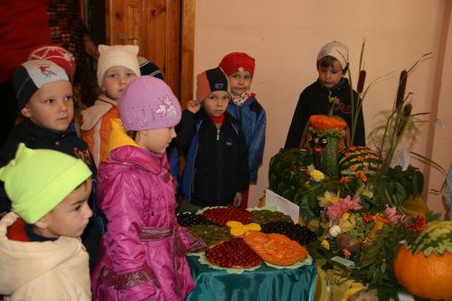 Картинки сельскохозяйственный труд осенью Картинки сельскохозяйственный труд осенью